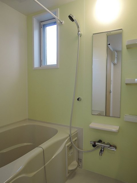 バス・シャワールーム　バス