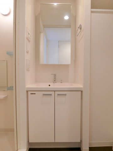 洗面設備　レジディア大森II