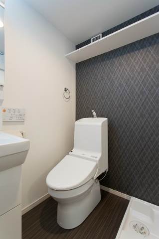 トイレ　温水洗浄面座