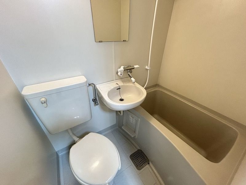 バス・シャワールーム