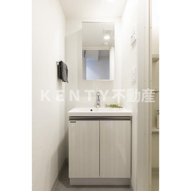 洗面設備　忙しい朝には欠かせない洗面所です