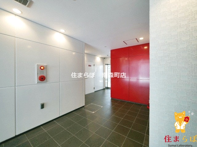 エントランス　共用部の印象も大切に