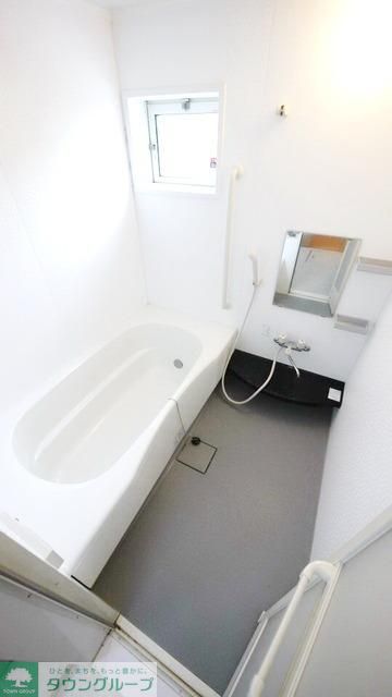 バス・シャワールーム　収納