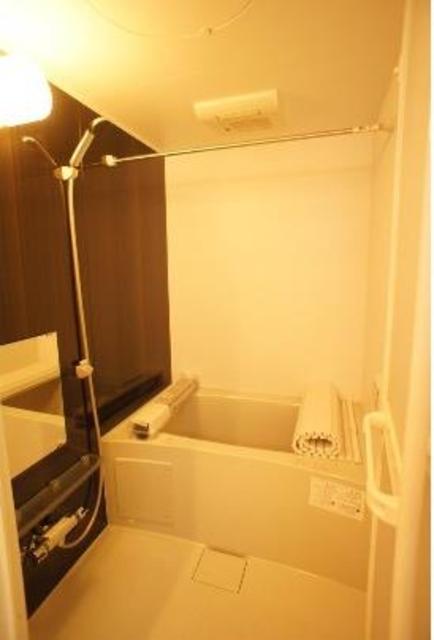 バス・シャワールーム　バスルーム