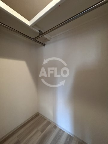 収納　プレサンス東淀川駅前プローシェ　クローゼット