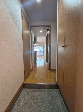 玄関　※別部屋参照