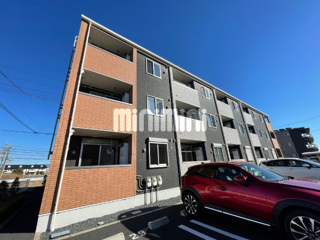 建物外観　可愛らしい外観の物件ですね。