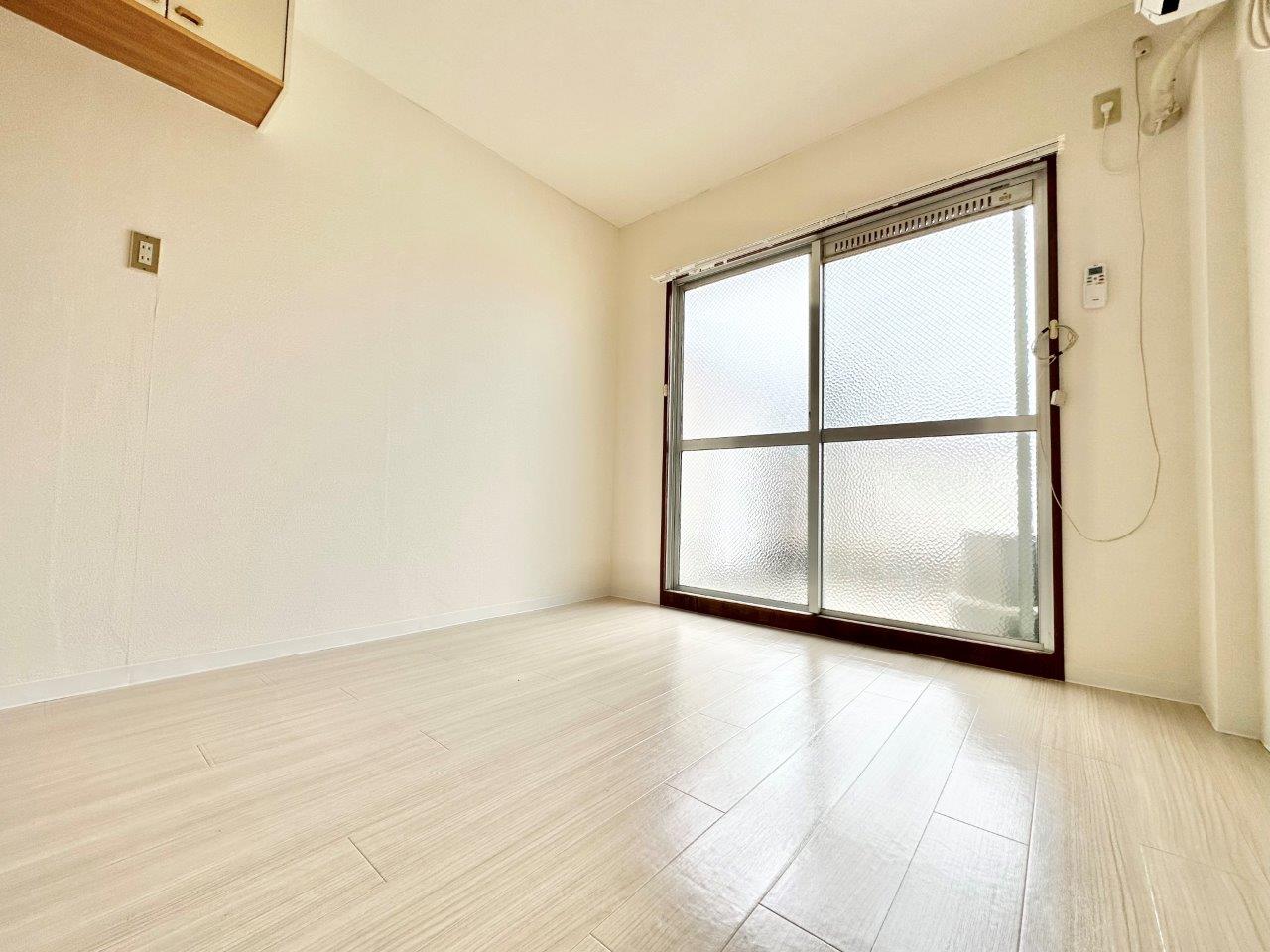 その他部屋・スペース　反転タイプの内装となります。