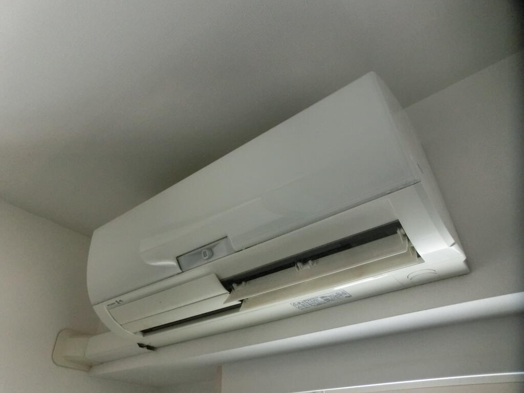 その他設備　エアコン２基