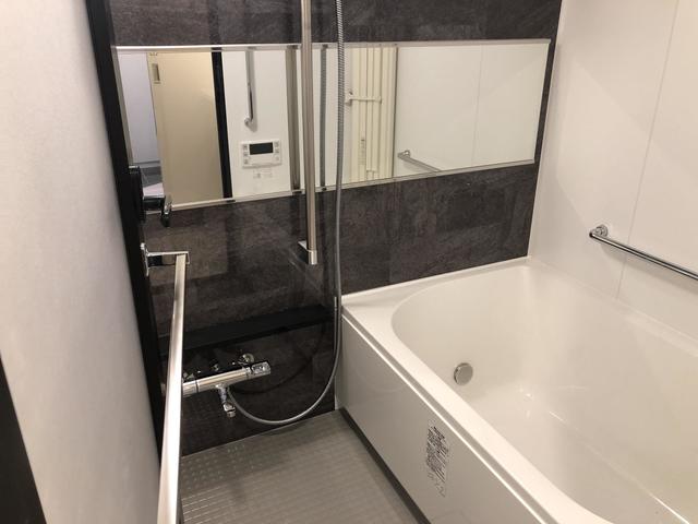 バス・シャワールーム　※写真は同タイプ住戸です。