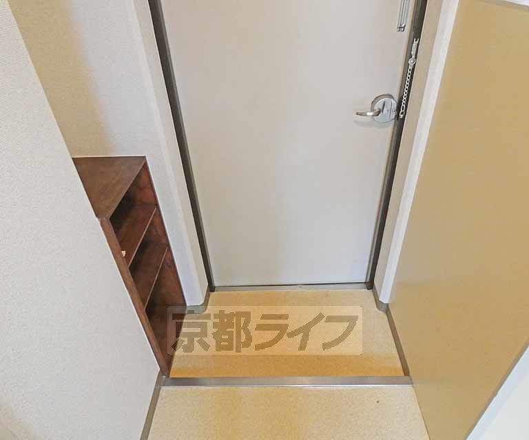 玄関　靴箱付きの玄関です！