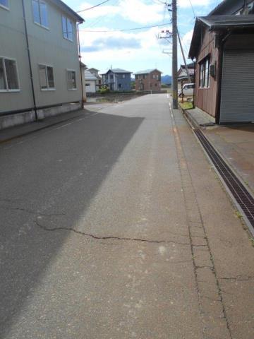 その他　前面道路（その他）まで0m