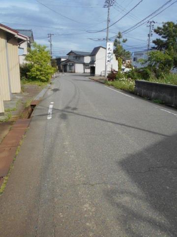 その他　前面道路（その他）まで0m