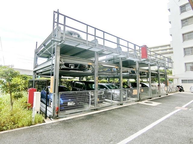 駐車場　☆立体駐車場☆