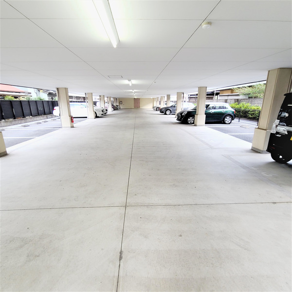 駐車場　【人気！おすすめ物件！！】お問い合わせはお早めに♪