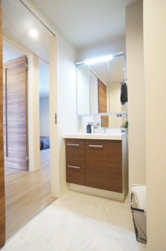 洗面設備　図面と現状に相違がある場合には現状を優先