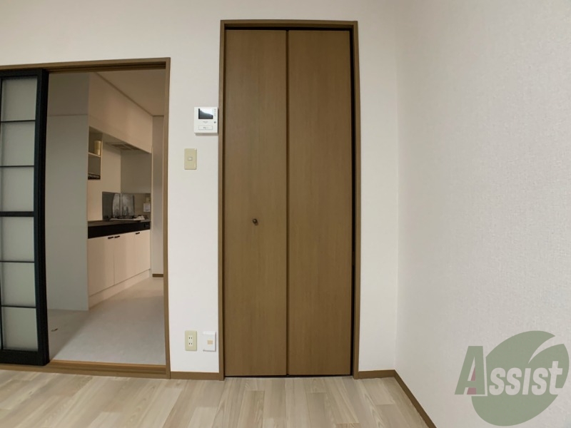 収納　収納スペースはこんな感じで大きさは十分ありますね。