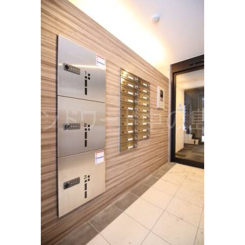 エントランス　詳細は、ウィンドワード中の島までご相談下さい。