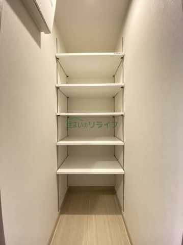 収納　アーバネックス小石川春日（同タイプ別部屋の写真です）