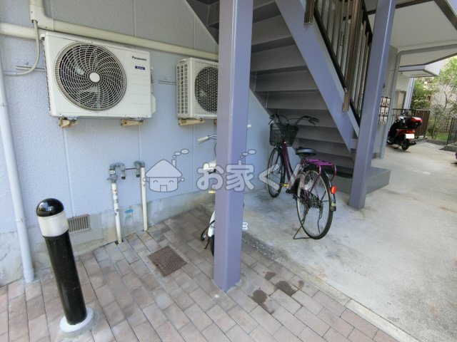 駐車場　駐輪スペース