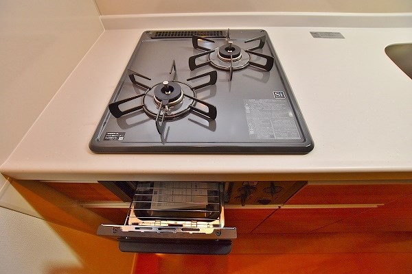 その他設備　★2口ガスシステムキッチン（グリル付）★