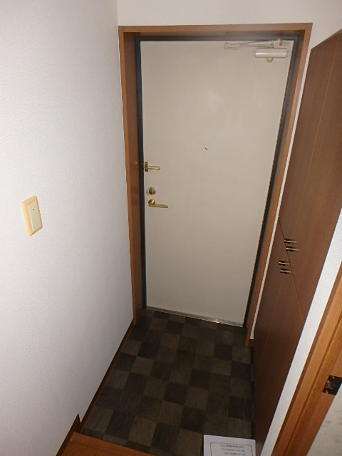 玄関　シューズＢＯＸも有りますよ。