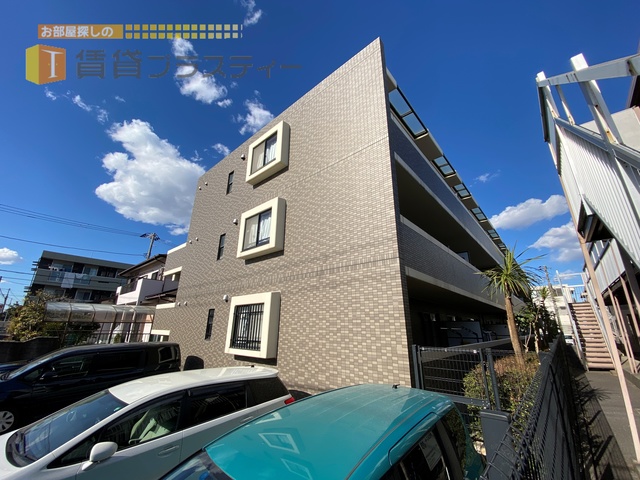 建物外観　大型テーマパーク好きにはたまらない近さ