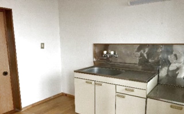 キッチン　【参考画像】他のお部屋の画像になります。