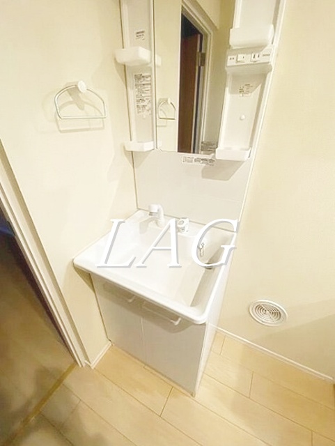 洗面設備　独立洗面台です。