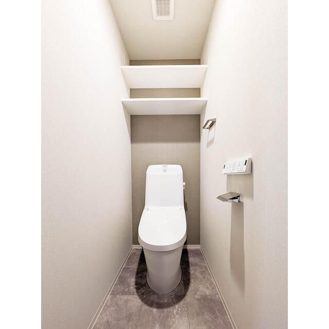 トイレ　ゆったりとした空間のトイレです