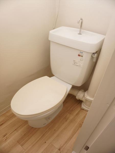 トイレ　トイレ