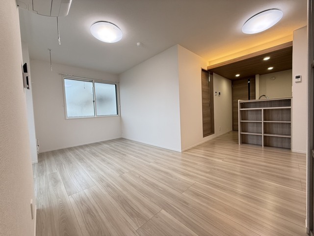 居室・リビング　★同施工別建物の参考写真です★