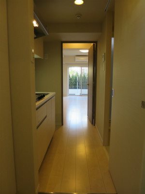 玄関　※参考写真