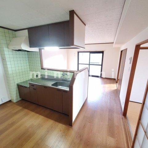 キッチン　※写真は別号室のものですので現状優先です。