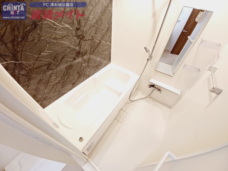 バス・シャワールーム　同タイプの部屋写真です