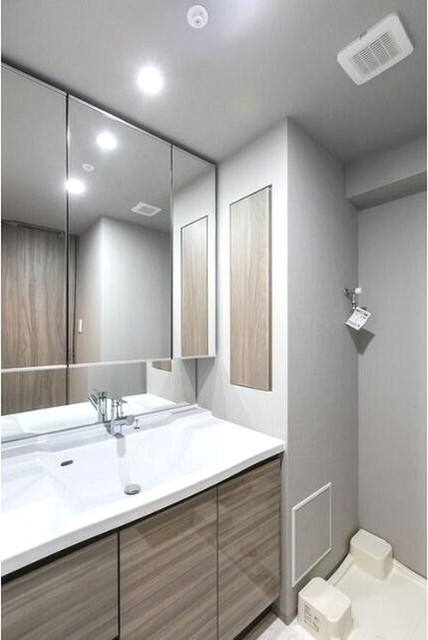 洗面設備　追焚機能付きです