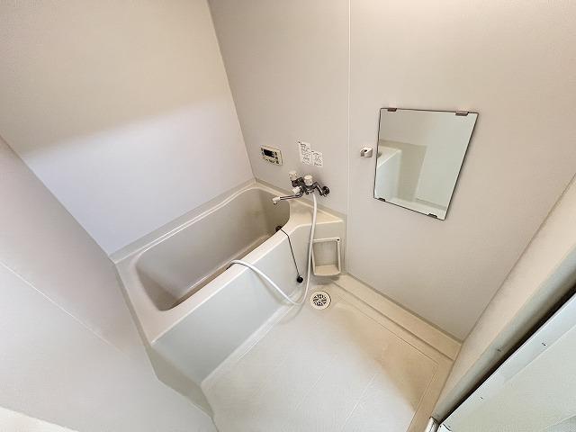 バス・シャワールーム　浴室