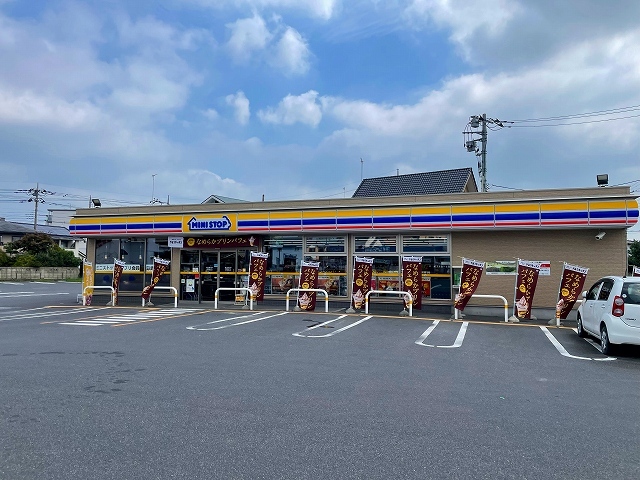 コンビニ　ミニストップ（コンビニ）まで350m