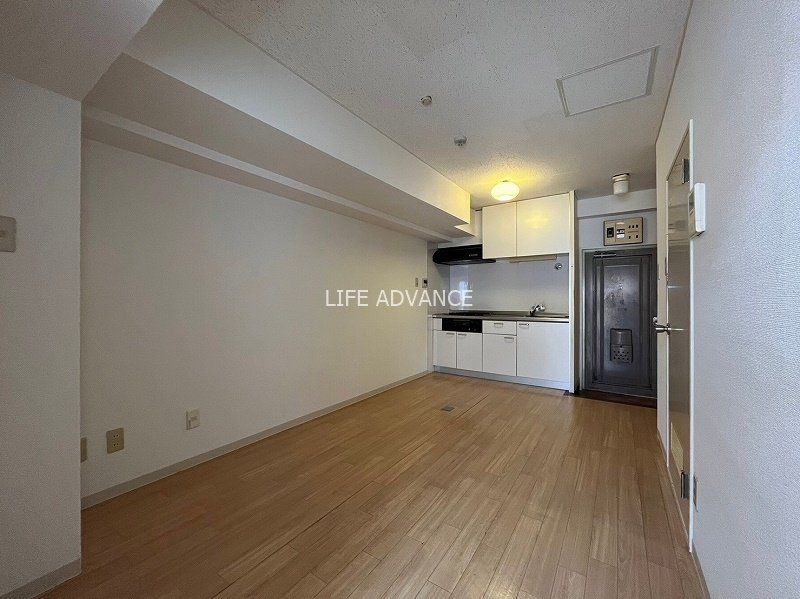 居室・リビング　エントランス