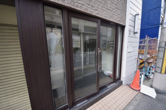 ロビー　井上ビル　ロビー