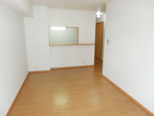 その他部屋・スペース　明るいお部屋は気分も明るくなります！