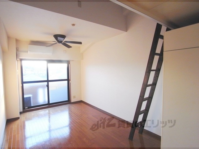 居室・リビング　洋室