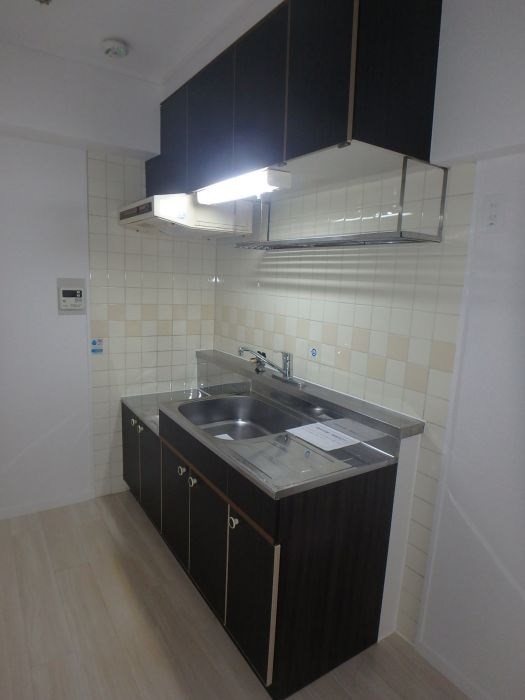 キッチン　※別号室参考写真