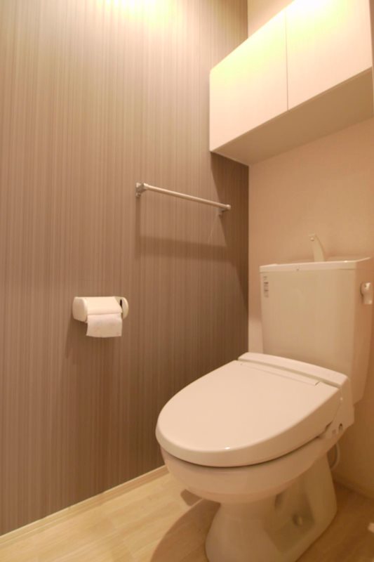 トイレ　温水洗浄暖房便座