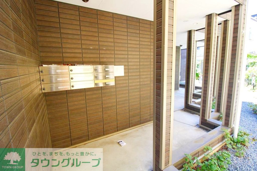 エントランス　エントランス