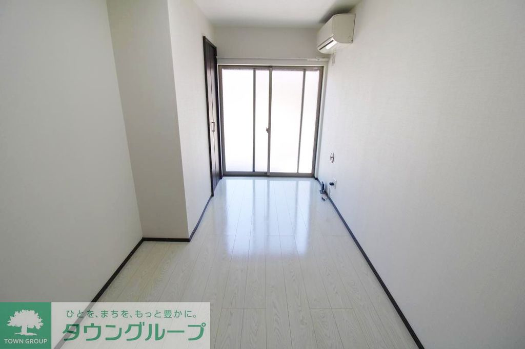 居室・リビング　※別部屋参考写真