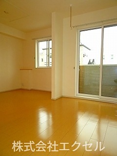 居室・リビング　明るい室内です。