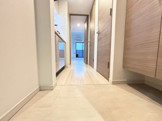 玄関　詳細は、RISUMO江坂本店までお問合せください♪