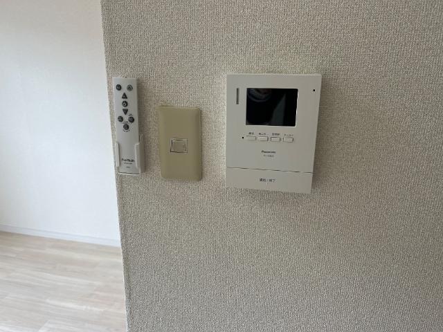 セキュリティ　カメラ付インターホン