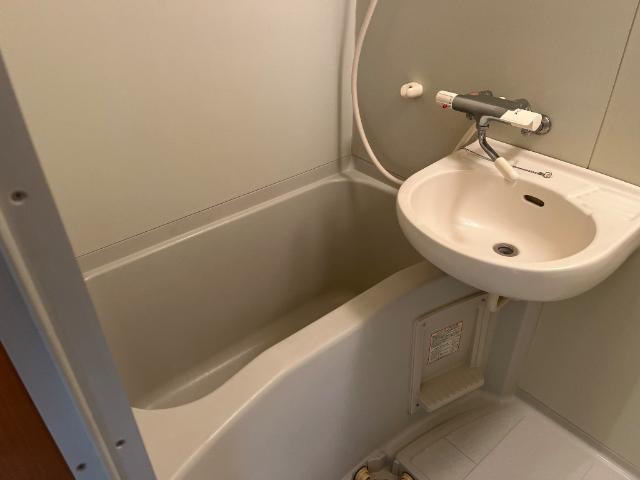 バス・シャワールーム　バス